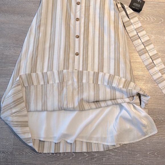 BNWT Lulus Mediterranean Moves White Striped Flutter Sleeve Midi Dress - Picture 10 of 14